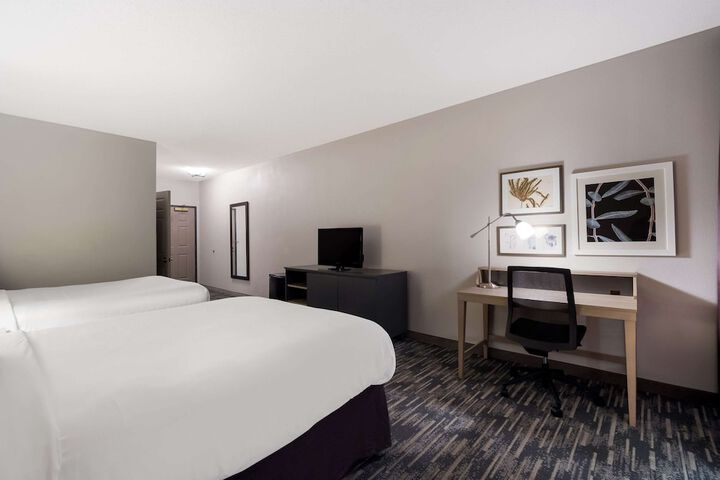 Room 14 of 48
