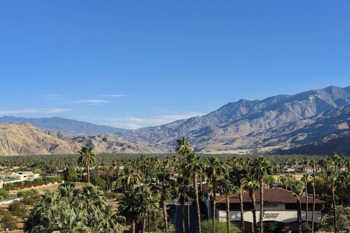 Renaissance Palm Springs Hotel