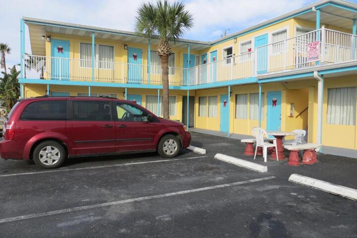 Hotel 8 of 17