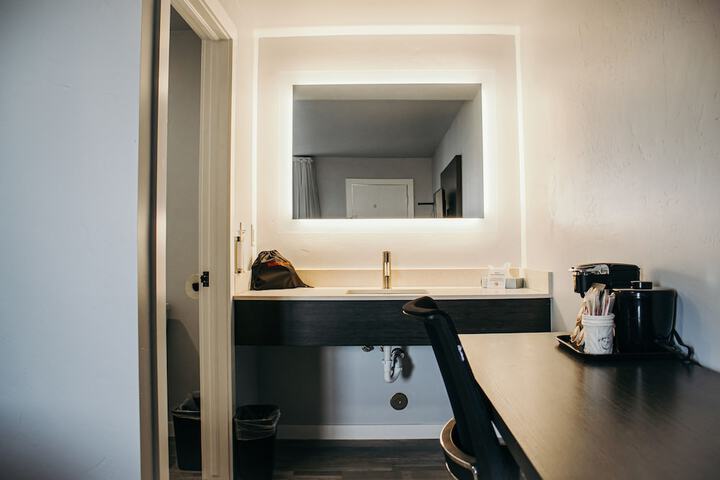 Room 15 of 19