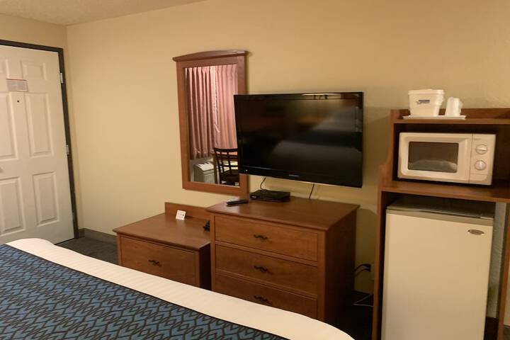 Room 14 of 41