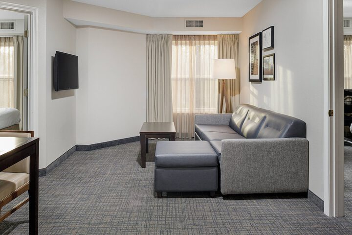 Room 30 of 37