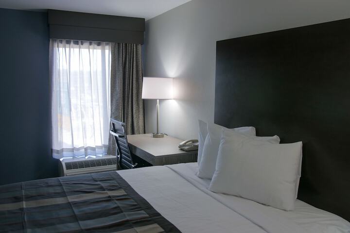 Room 49 of 60
