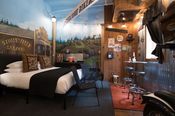 Room 202 of 204