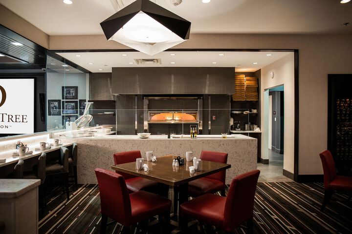 DoubleTree by Hilton Hotel Bristol Connecticut