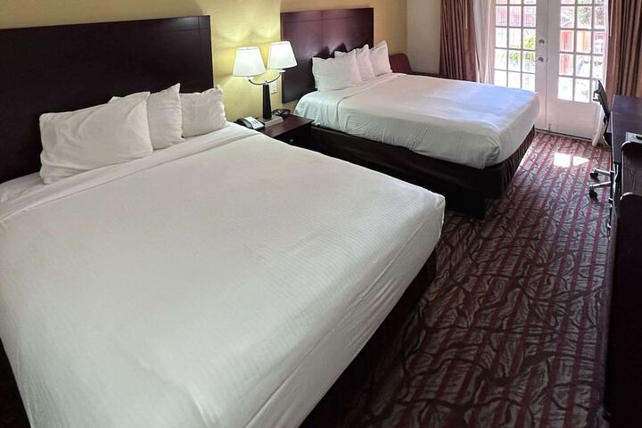 Room 12 of 14