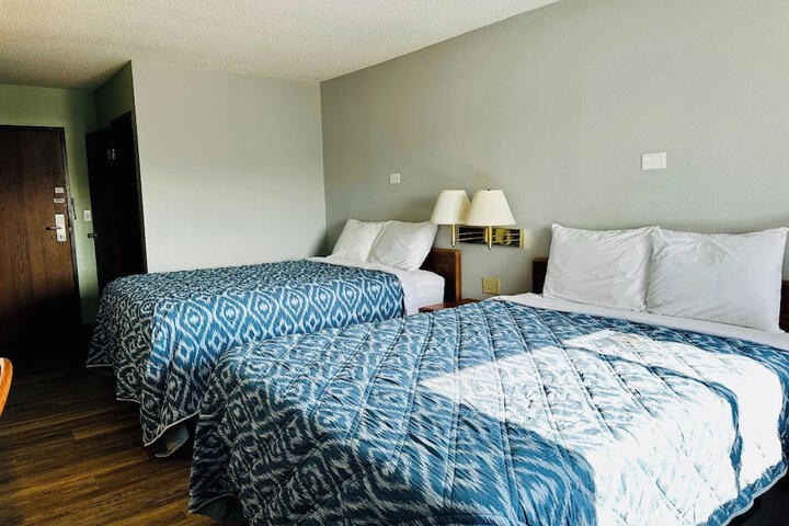 Room 9 of 21