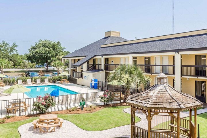Pool 3 of 38