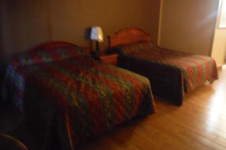 Room 8 of 8