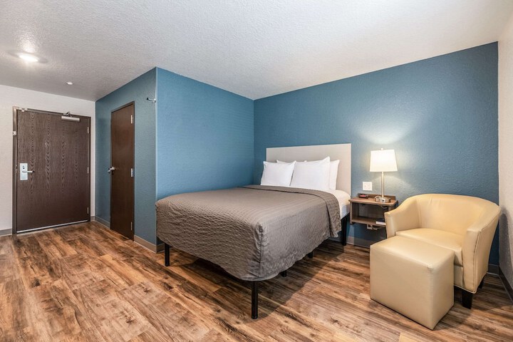 WoodSpring Suites Sanford North I-4 Orlando Area