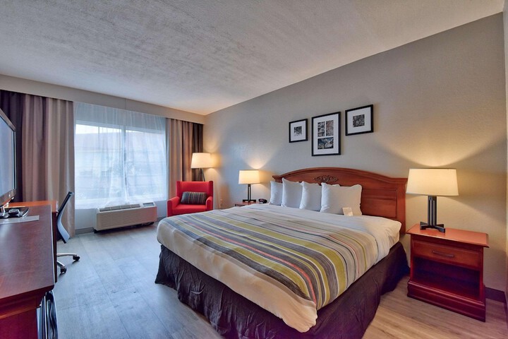 Room 26 of 34