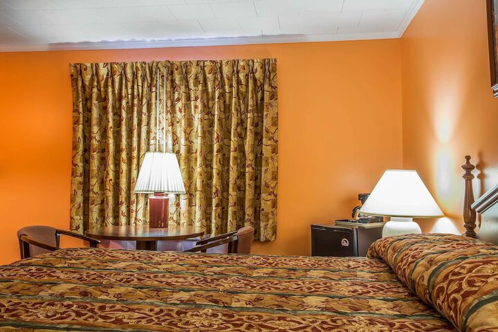 Room 25 of 26