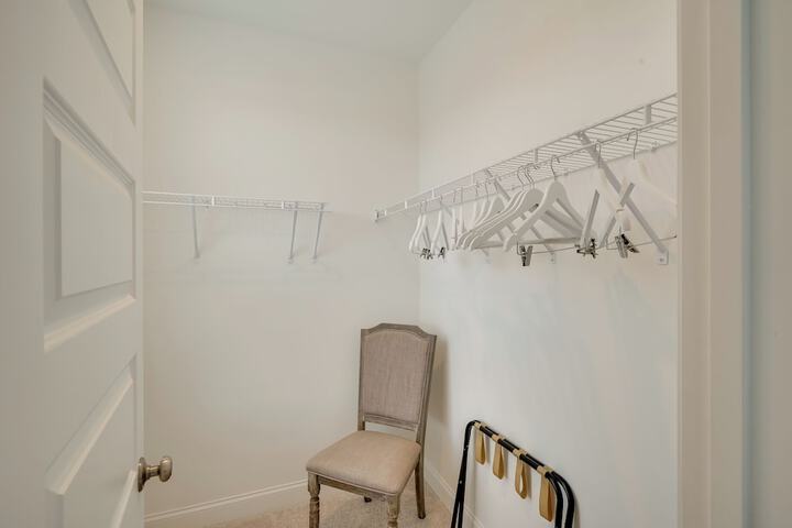 Modern Downtown Apt w / Balcony in Wake Forest!