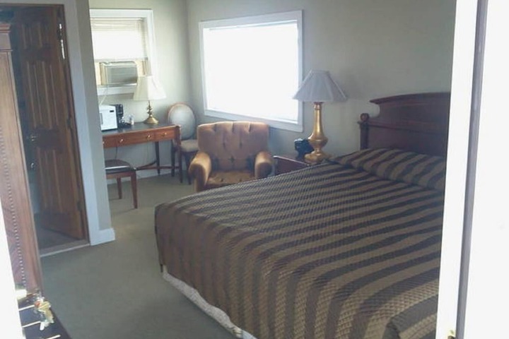 Room 15 of 36