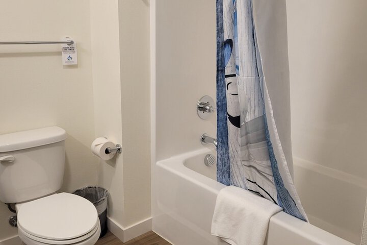 Marina Square Suites
