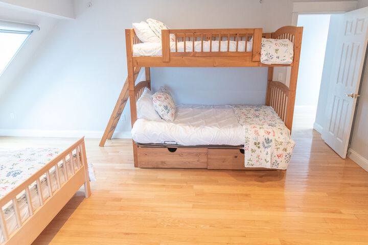 Room 82 of 113