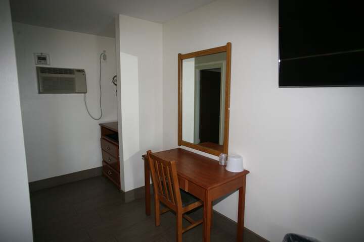 Room 28 of 31