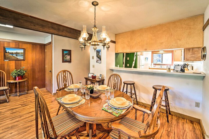 Quiet Home w / Graeagle Meadows Golf Course View!