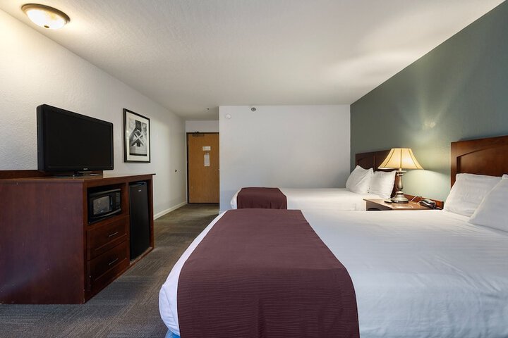 Room 26 of 55