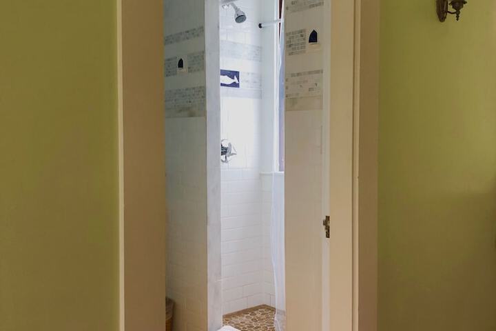 Room 30 of 60
