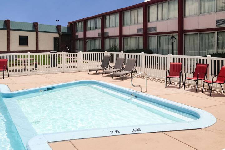 Pool 6 of 38