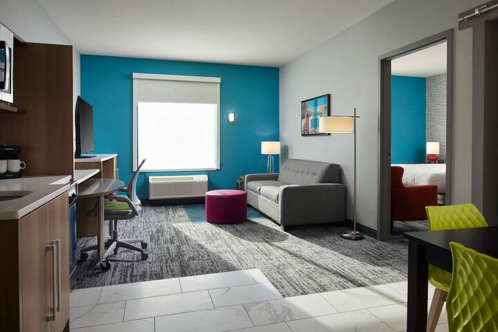 Room 10 of 29