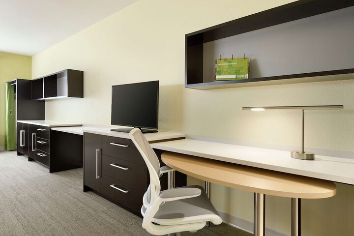 Room 16 of 26
