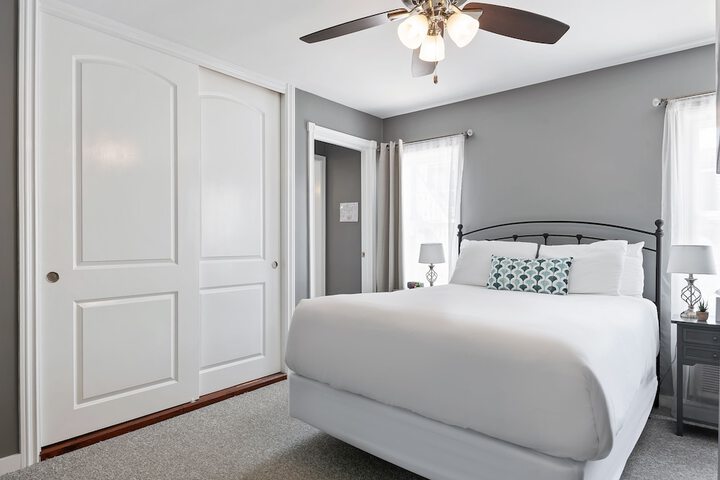 Room 75 of 131