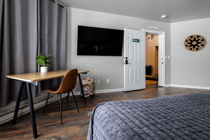 Room 144 of 150
