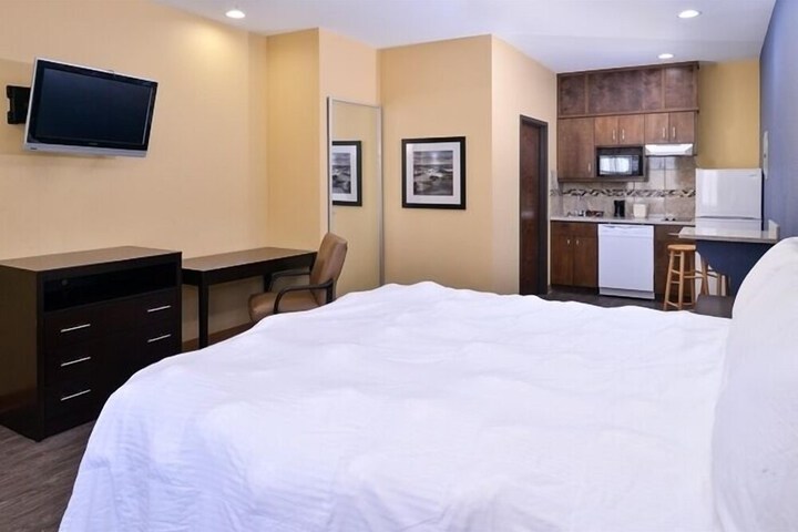 Room 21 of 42