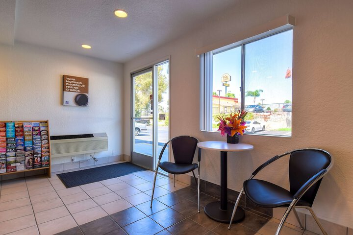 Motel 6 Rowland Heights CA - Los Angeles - Pomona
