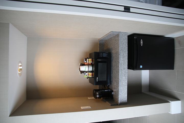 Room 47 of 61