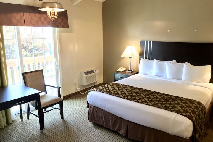 Room 21 of 29