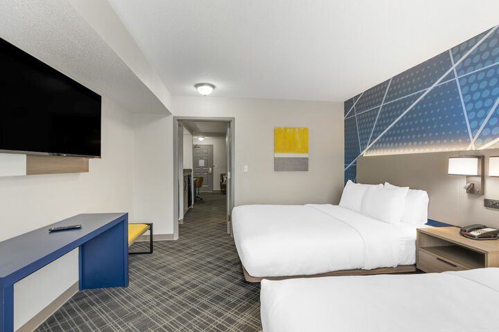 Room 34 of 44