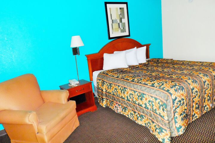 Room 14 of 19