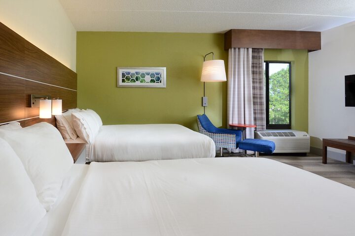 Room 14 of 53