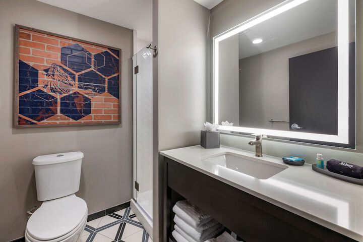 Room 16 of 31