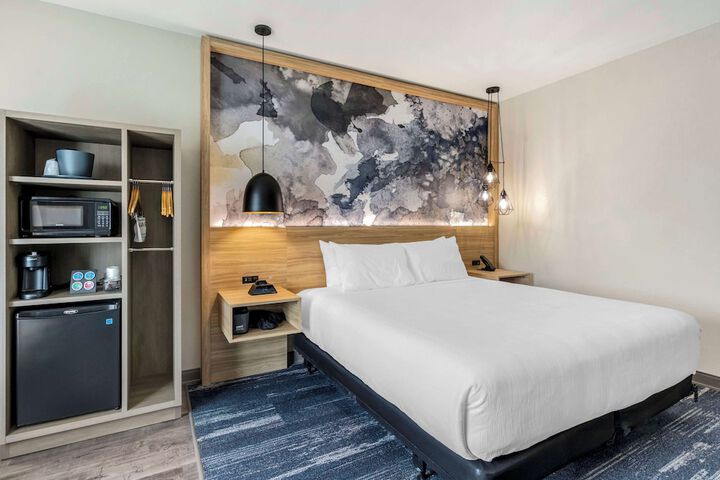 Room 37 of 46