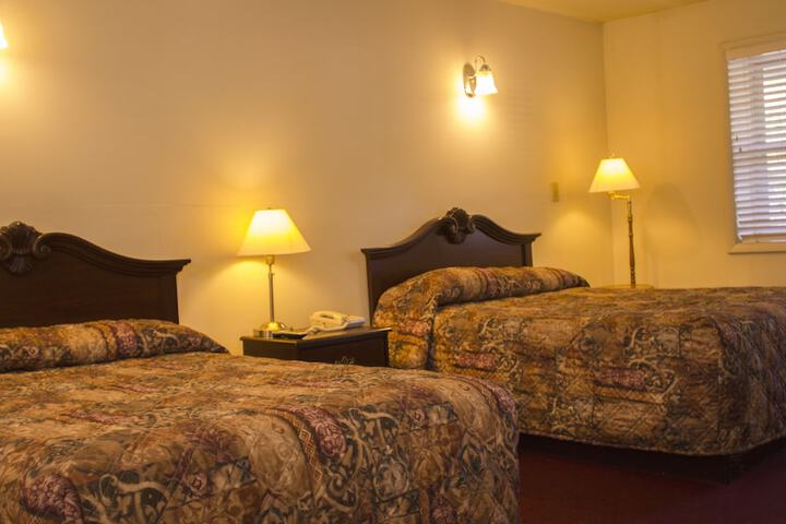 Room 32 of 35