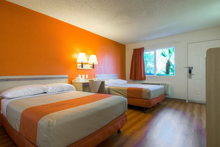 Motel 6 Rancho Mirage CA - Palm Springs