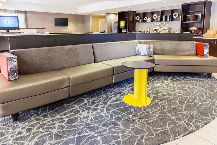 Hotel Interior 10 of 28