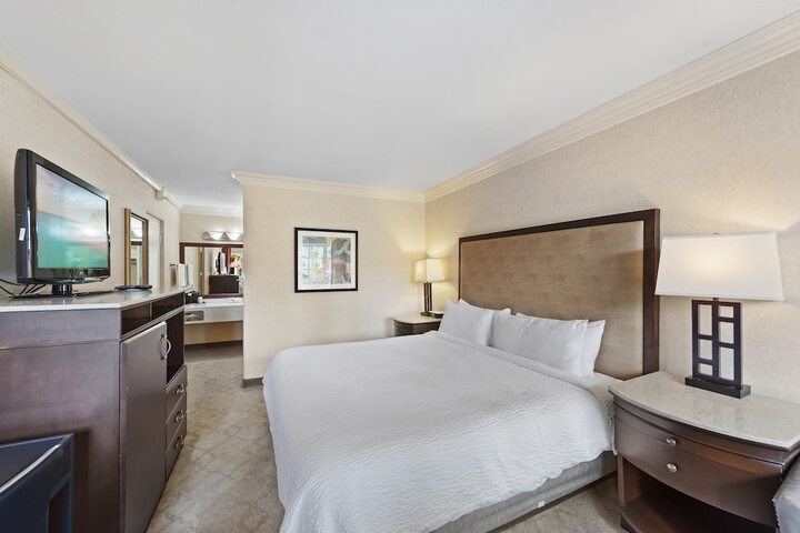 14 West Hotel
