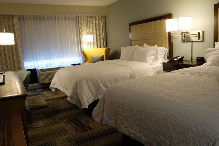 Room 12 of 19