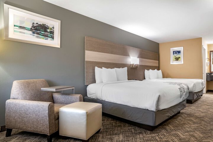 Room 16 of 25