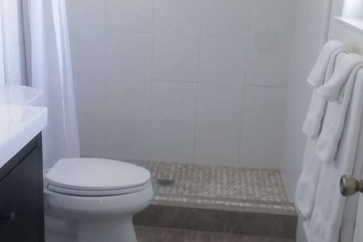Room 64 of 115