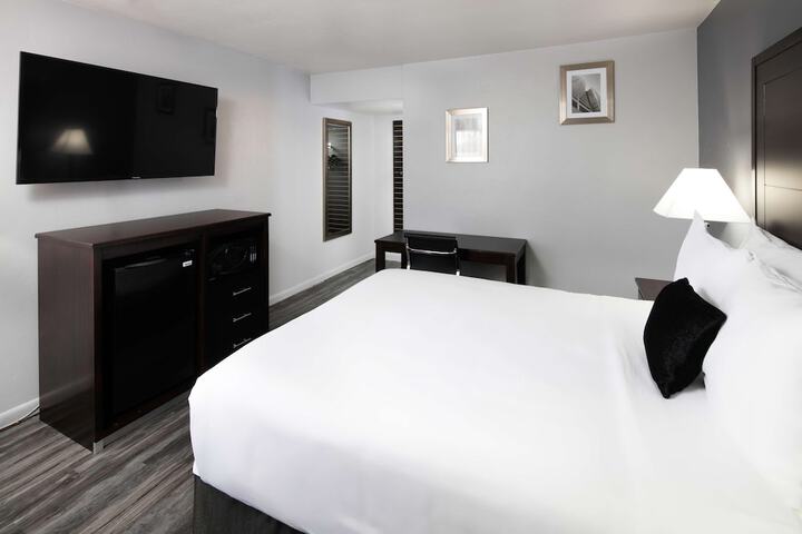Room 22 of 32