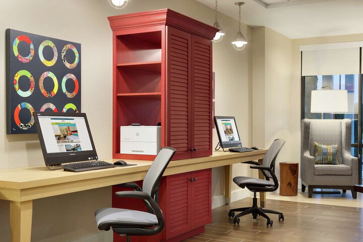Business Center 38 of 38