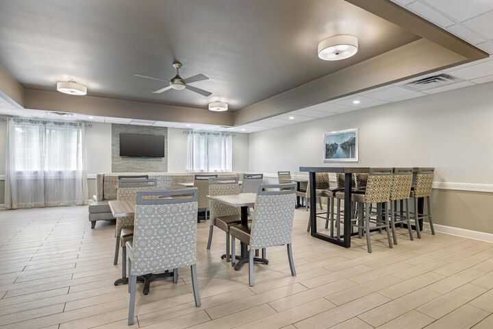 Best Western Brockport Inn & Suites