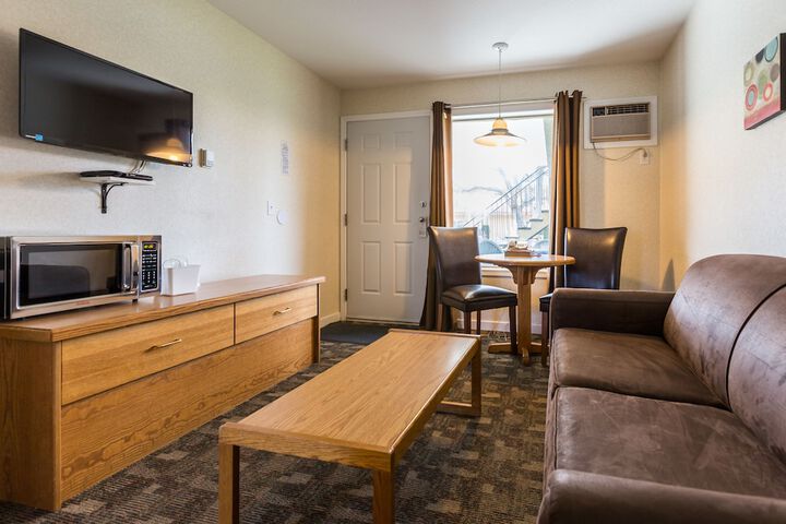 Room 49 of 60