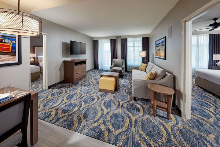 Room 20 of 34